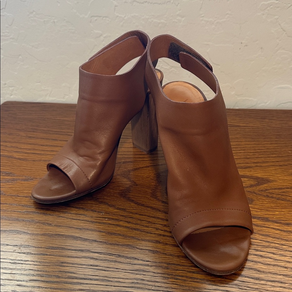 Vince Leather Anetta Open-toe Boots/Booties Size 8